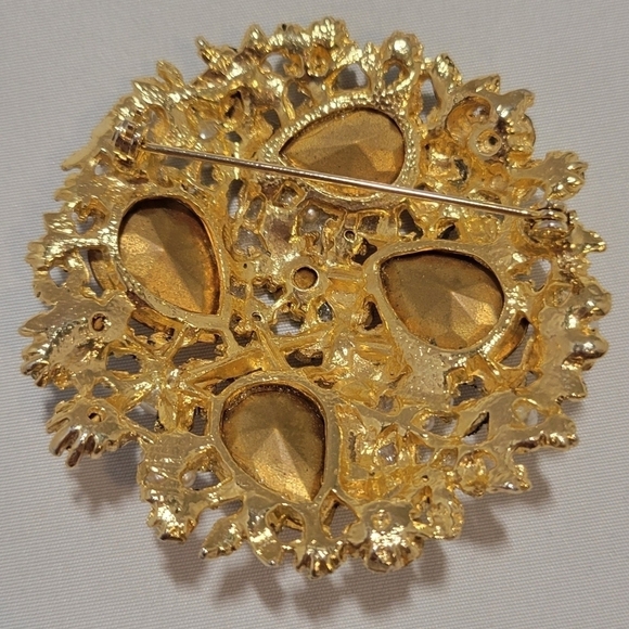 1970s vintage gold tone brooch, pin, lapel pin, reto costume jewelry rhinestone - Picture 3 of 7